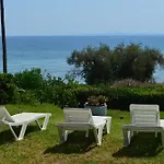 Beach Bungalows * Kypseli