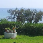 Beach Bungalows * Kypseli