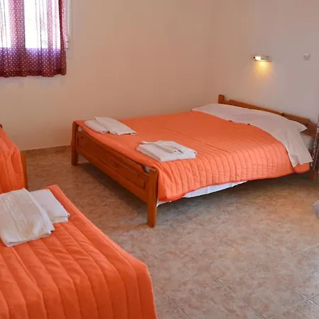 Beach Bungalows Apartment Kypseli