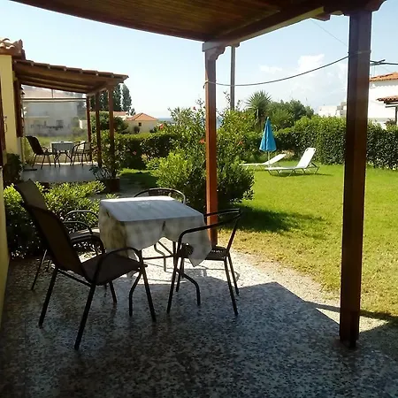 Beach Bungalows * Kypseli