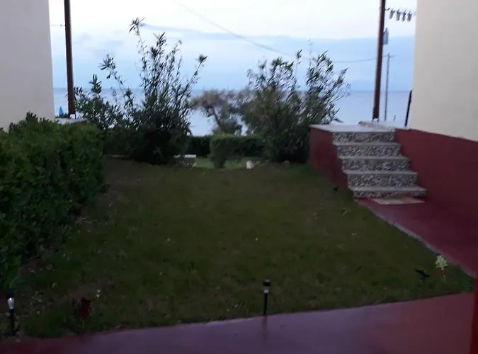 Beach Bungalows Апартаменты Кипсели