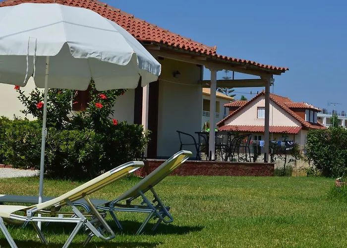 Апартаменты Beach Bungalows *