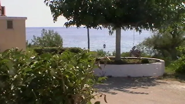 Beach Bungalows * Кипсели