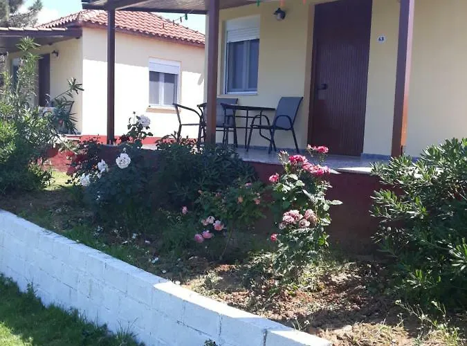 Апартаменты Beach Bungalows *